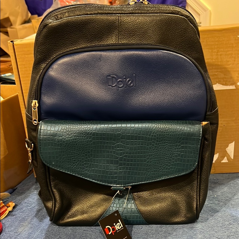 Piel Black and Blue Leather Backpack